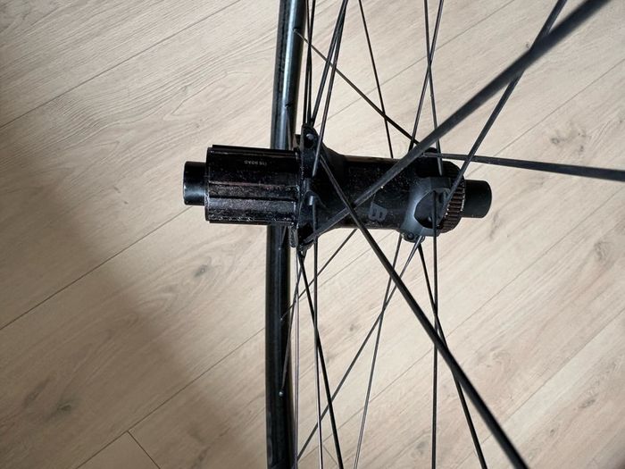 Bontrager Aeolus xxx2 disc rear wheel