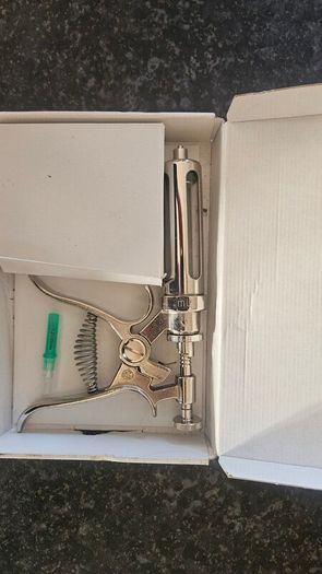 automatic injector