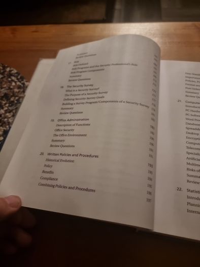 Management  Effective Security Management (Buch)  Charles A. Sennewald