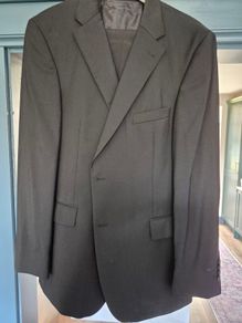 Mens suit Black