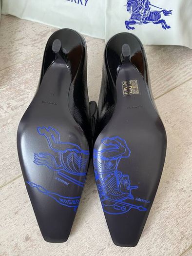 BURBERRY Black Patent Leather Kitten Heel Mules EU 38 UK 5 Made in Italy