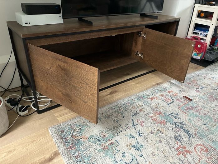 TV cabinet