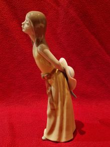 Lladro Figurine