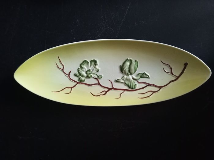 Carlton Ware ' Magnolia ' Long Boat Plate