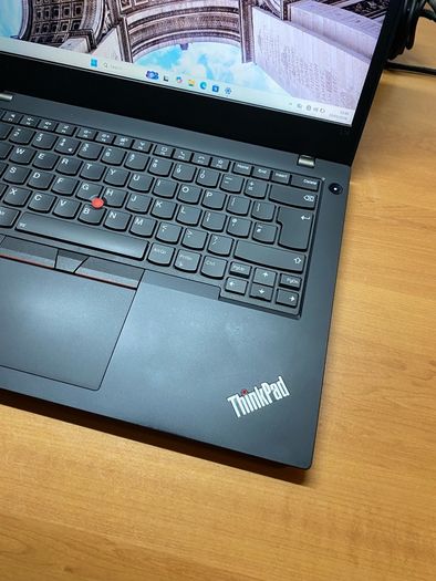 Lenovo Laptop i3 pro 10gen 8/256 windows 11