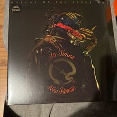 Queens of the Stone Age glow in the dark vinyl