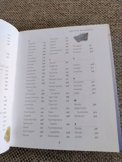 The Crystal Bible a definite guide to crystals by Judy Hall 400 pages in good condition FREE STANDARD POSTAGE INCLUDED