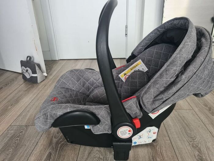 Infant carseat