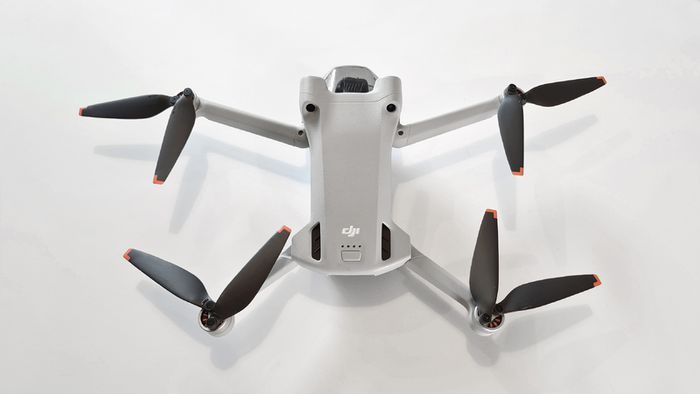 DJI Mini 3 Pro Drone + Fly More Combo