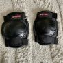 Protective Gear Pads Set, size M, with optional helmet Image 4