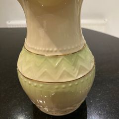 Beleek 6 inch Colonial vase