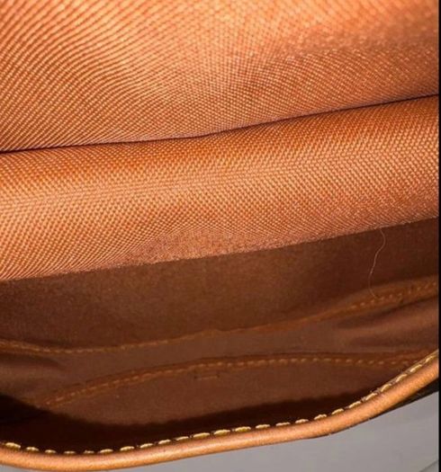Vintage Louis Vuitton Samur MM bag