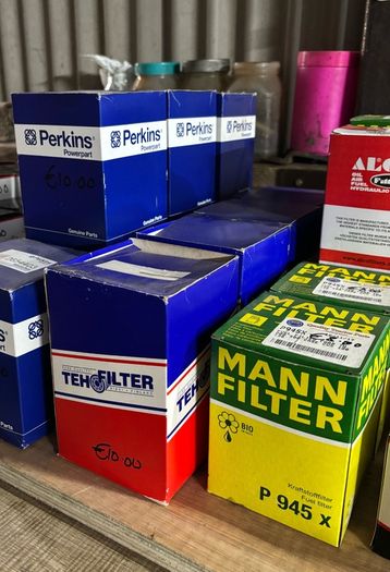 Oil, Fuel, Hydraulic & air filters for tractors