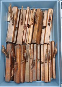 Tub of antique wooden plains