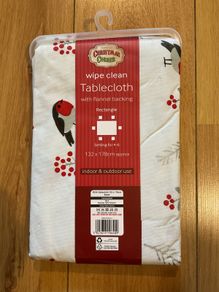 Christmas wipe clean Tablecloth 132x178cm Brand New