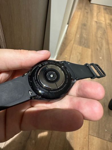 Samsung Galaxy Watch6 Classic 43mm SM R950 and Original Charger