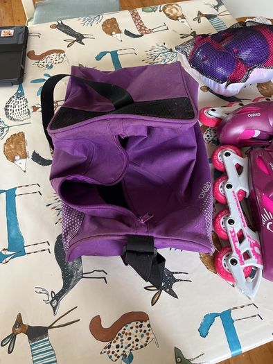 PRICE DROP Girls Roller blades and protective wear