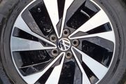 15" Genuine Vw Polo alloys with tyres