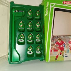 Rare Vintage Waddingtons 1990s Subbuteo Republic Of Ireland Series 63000 No 415 See All Pictures