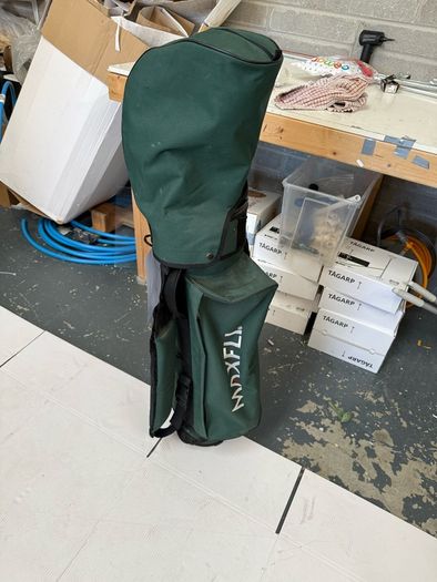 set golf clubs
