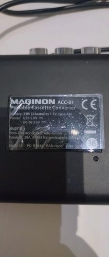 Cassette converter + player walkman