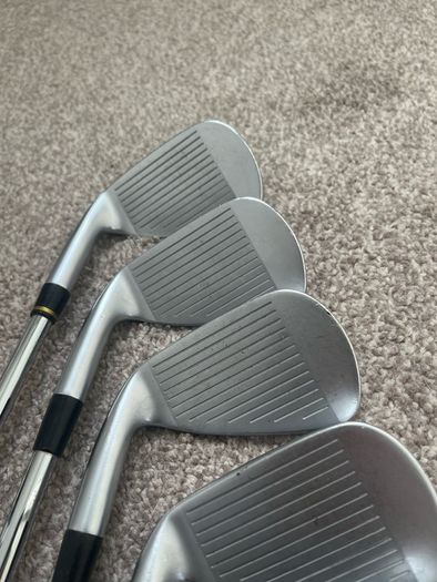 Mizuno JPX 900 Hot Metal Irons