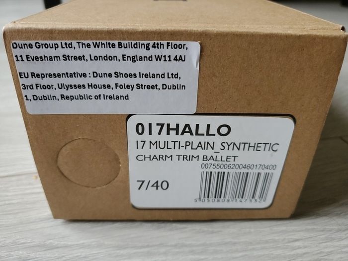 Women's shoes