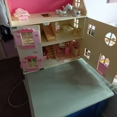 dolls house