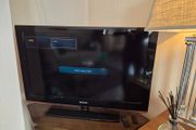 Samsung 45" flat screen TV - not smart