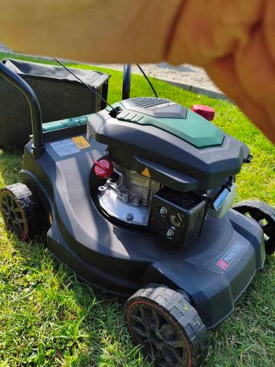 Lawnmower