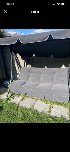 Outdoor Garden Bench Swing