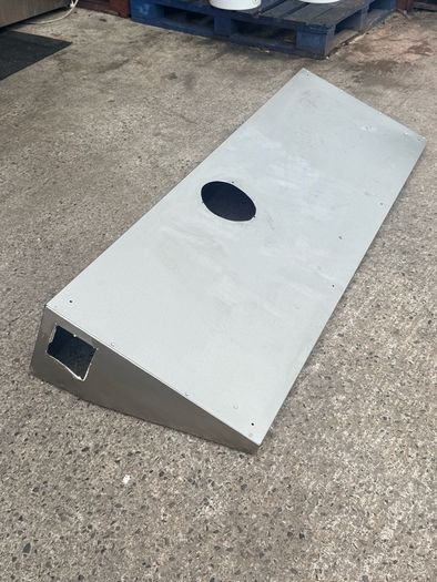 Extractor canopy for food truck