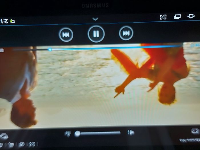 Samsung Galaxy Note 10.1 inch, Model No GT-N8013, 32GB, in excellent condition with lots of family movies for your entertainment