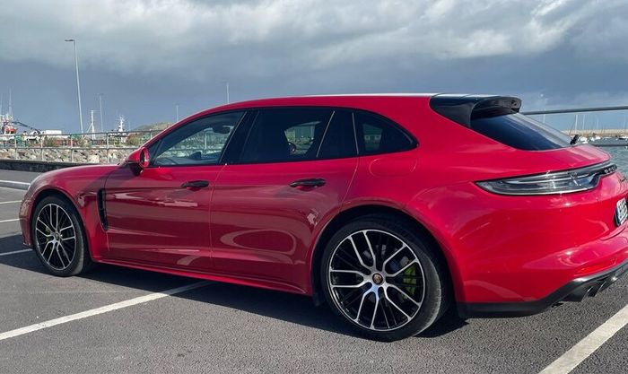 Porsche Panamera 4S E-Hybrid Sport Tourismo