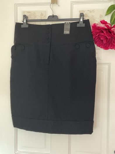 skirt Bnwt savida black 50% wool skirt knee length