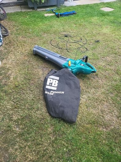 leaf blower