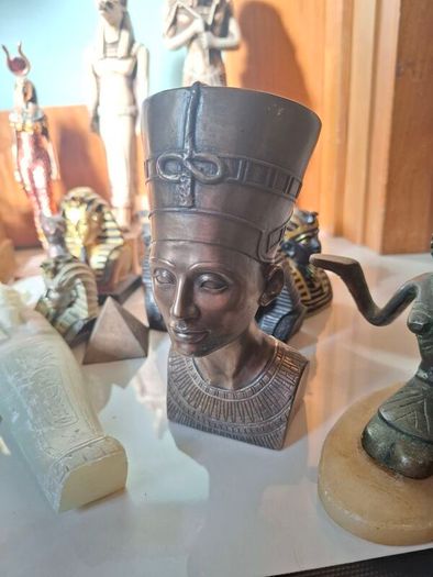 Vintage Figurines