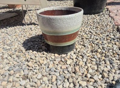 Ceramic plant pot