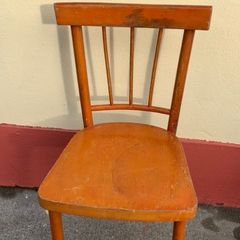 VINTAGE CHAIR - circa 1960s - sturdy and intact.