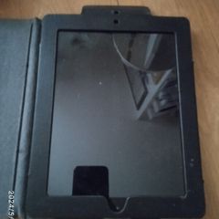 Broken IPad and 6 phones for parts