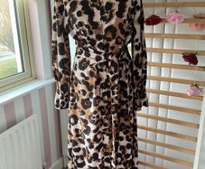 Bnwot size 10 marks & Spencer aminal print shirt dress with tie belt