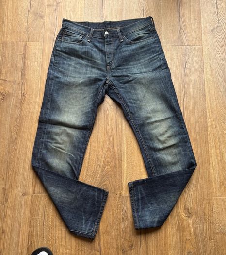 Levis Jeans