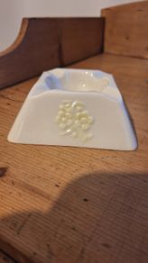 Beleek Thorn Pattern Ashtray
