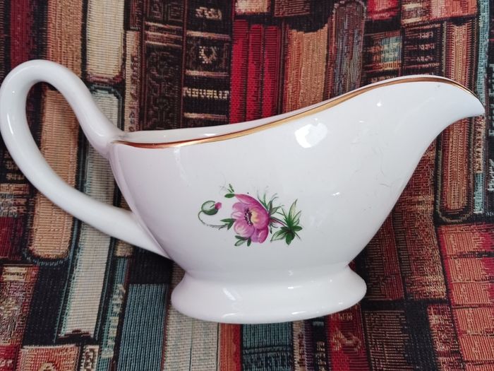 Arklow quarter pint jug/ Brigid design