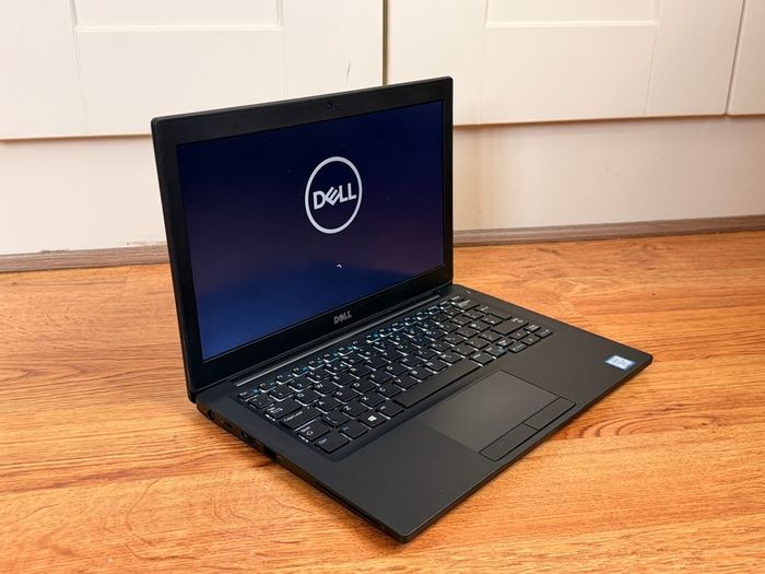 Dell Latitude 7290 i5 8th gen 512gb SSD