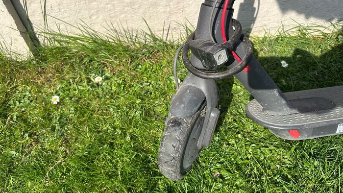 M365 Scooter (no power)