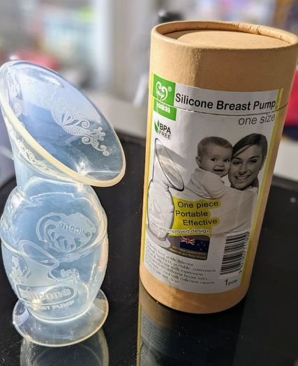 haakaa breast pump new unused