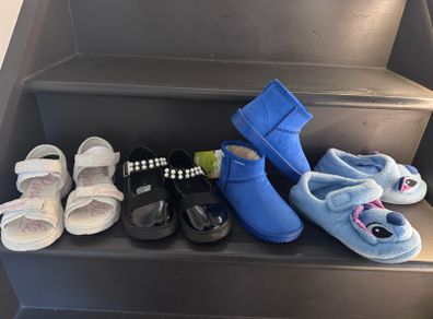Shoes size 1