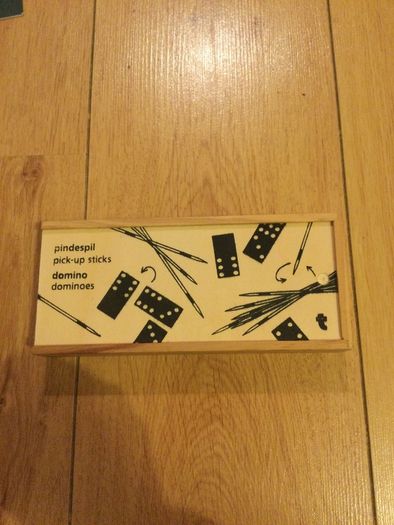 Pindespil pick up sticks and domino games Brand New