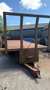 Bale trailer